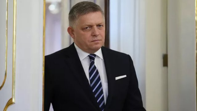 Fiko Aİ-ni Ukrayna üçün sülh planı təklif etmədiyinə görə tənqid etdi