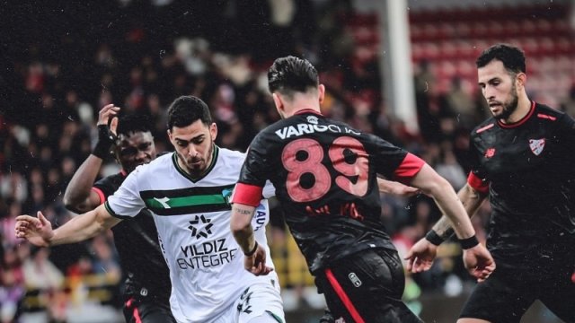 Ramil Şeydayev və Vüsal İsgəndərli pley-offda