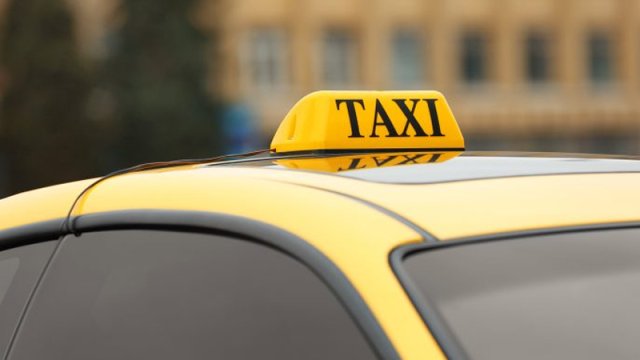 Taksilərdə gediş haqqının bahalaşmasının hansı təsirləri olacaq? - RƏYxa0