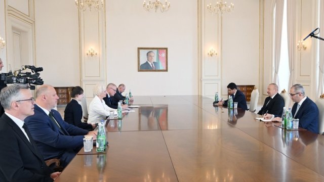 İlham Əliyev Latviya Seyminin sədrini qəbul etdi - YENİLƏNİB