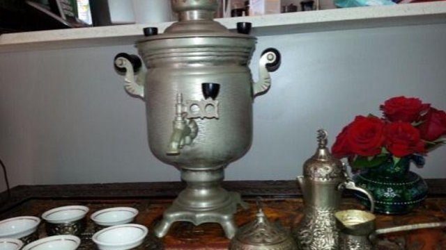 Bakıda 2600 manatlıq antik samovar oğurlandı - FOTO
