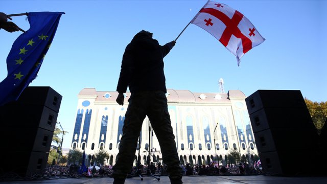 KİV: Gürcüstan Aİ-yə namizəd statusundan məhrum ediləcək