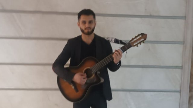 Küçə musiqiçiləri - Tanımadıqları insanlara sevinc verən insanlar - FOTO/VİDEO
