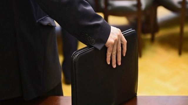 Bakıda strateji əhəmiyyətli zavodun rəhbəri işdən çıxarıldı
