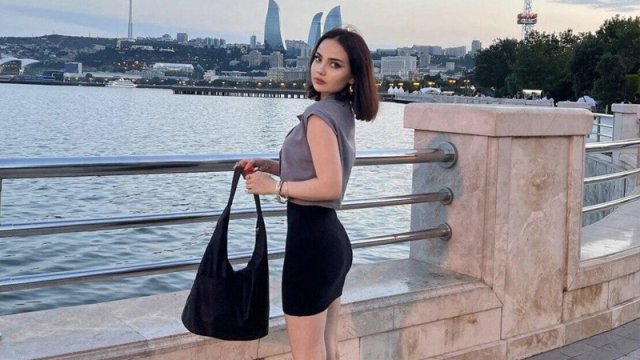 Tanınmış bloger qəzaya düşdü - VİDEO