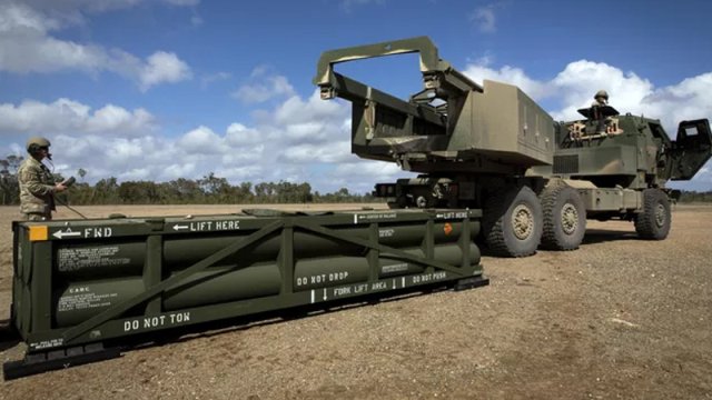 ABŞ Ukraynaya Rusiyaya zərbə vurmaq üçün HIMARS-dan istifadə etməyə icazə verəcək
