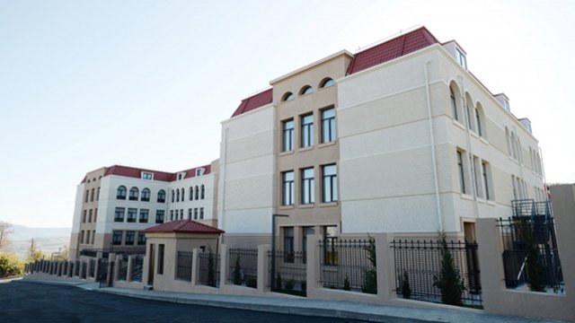 “Şuşadakı məktəbdə rus bölməsi fəaliyyət göstərməyəcək”