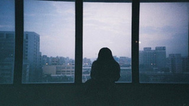 Gənclərin intihar etməsində kimdi günahkar?