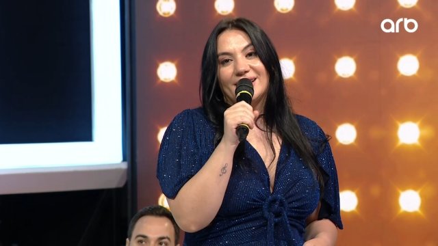 Əməkdar artist Fidan Süleymanovadan bu mahnını istədi - VİDEO