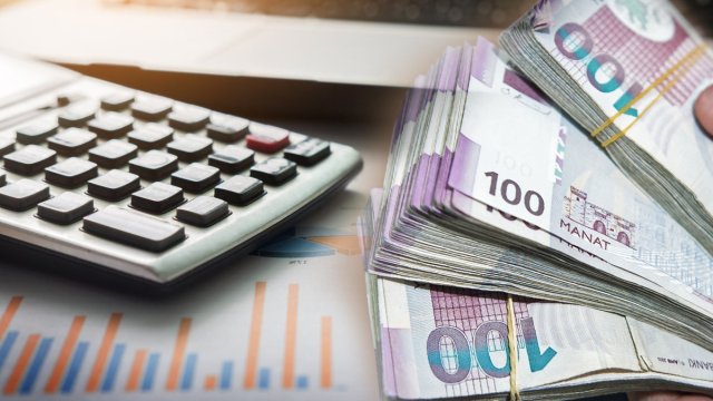 Bu şəxslərin maaşları artırıldı