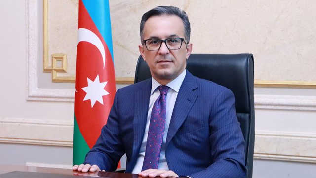 Komitə sədri özünə yeni köməkçi təyin etdi