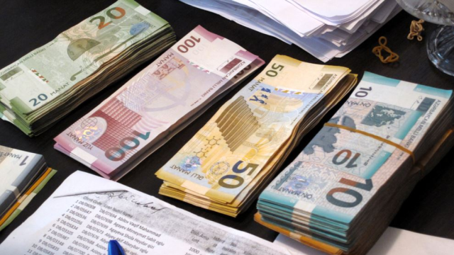 Banklar kredit faizlərini yanlış təqdim edir? - VİDEO