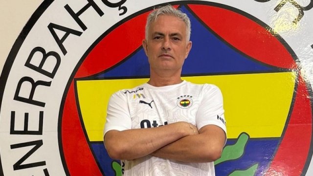 Mourinyo "Fənərbağça"nın 10 illik çempionluq həsrətini bitirə biləcək? - RƏY