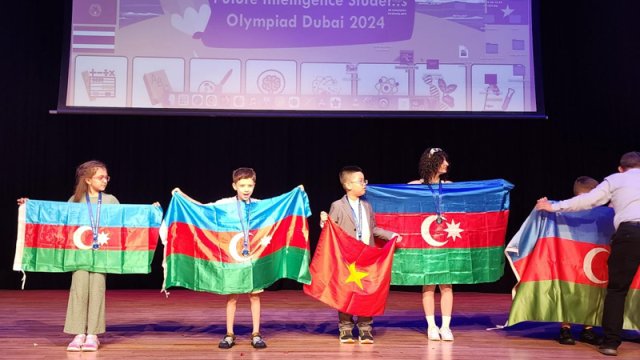Azərbaycan komandası Dubayda keçirilən beynəlxalq olimpiadada dünya biricisi oldu