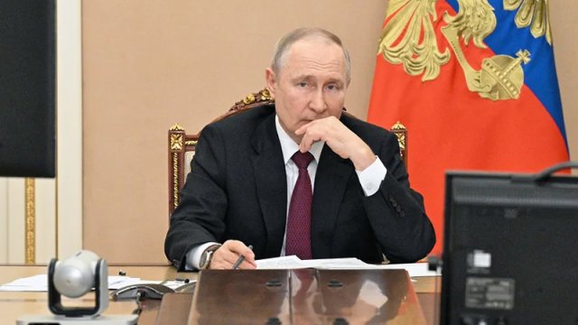 Putin Bayden-Tramp debatına baxmayıb