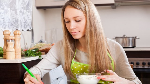 Alimlər sağlam qidalanmaya mane olan səhvi açıqladı