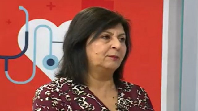 Tanınmış həkimi maşın vurdu - Vəziyyəti ağırdır
