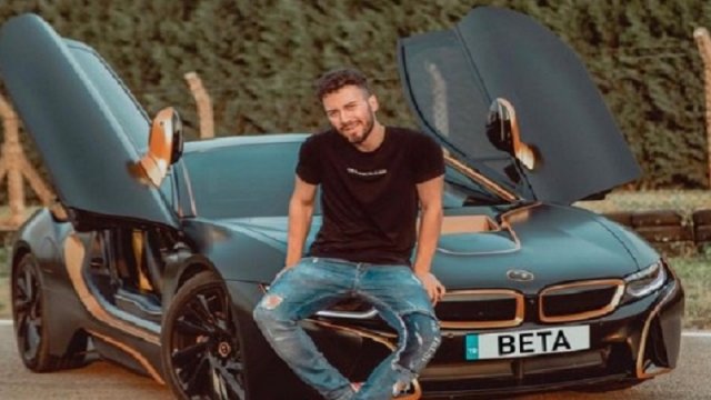 Tanınmış yutuber qəzaya düşdü - FOTO