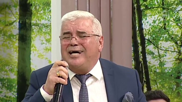 "Bəzən fasilə verirsən ki, özün özünü kənardan görəsən&rdquo; - Müğənni