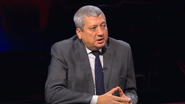 Sabiq nazir deputat olmaq istəyir? - AÇIQLAMA