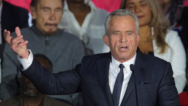 Kiçik Kennedi Kubada Vaşinqtona çata bilən rus raketlərindən qorxur