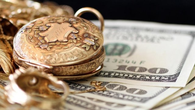 Bakıda dəyəri 10 min manatdan çox olan qızıl-zinət əşyaları oğurlandı