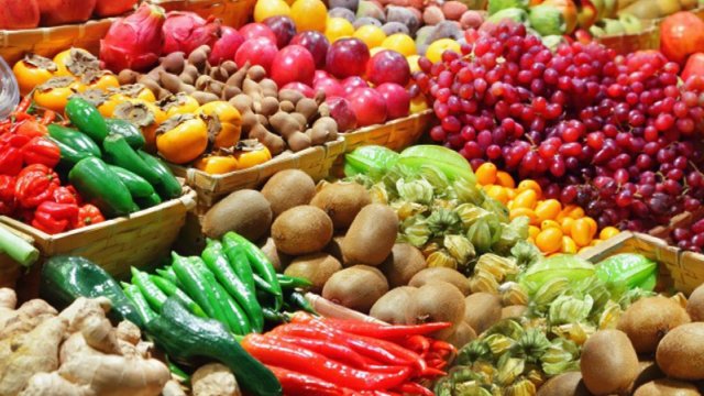 "Marketlər ixtisaslaşmış meyvə-tərəvəz dükanlarından məhsul almalıdır"