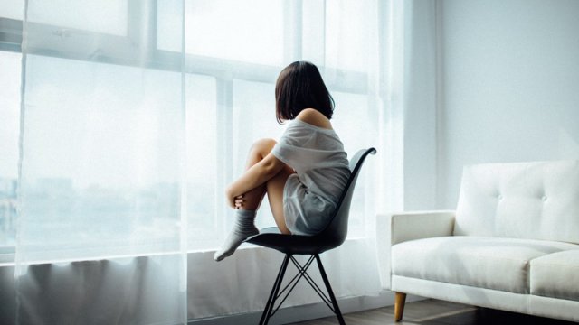 Depressiyaya düşən insan bataqlıqdan necə çıxmalıdır ?