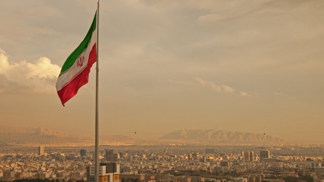 İran Almaniyada İslam mərkəzlərinin bağlanmasından narazıdır