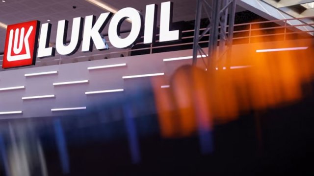 Aİ Rusiyadan neft tranziti məsələsində Macarıstan və Slovakiyanı dəstəkləmədi
