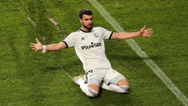 Mahir Emreliyə Təbrizdən sürpriz təklif