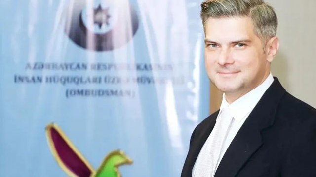 Emil Şahzadə vəzifəsindən getdi