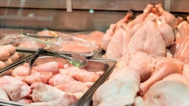 "Toyuğa proteinli qidalar verirlər ki, sürətlə böyüsün"