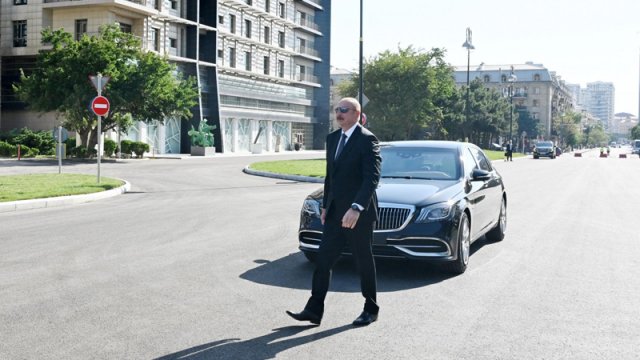 Prezident “Cavanşir” körpüsünün yerində tikilən yolun açılışında iştirak etdi - YENİLƏNİB/FOTO