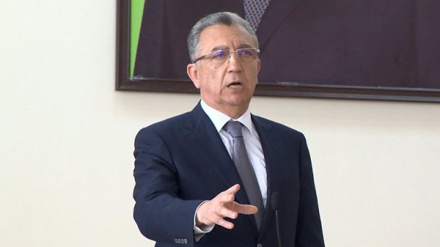 Binəqədidə müşavirə - Xidmətlərin işi tənqid edildi
