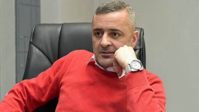 "Tamaşaçılarımız üçün sürpriz hazırlamışıq" - Teatrın direktoru