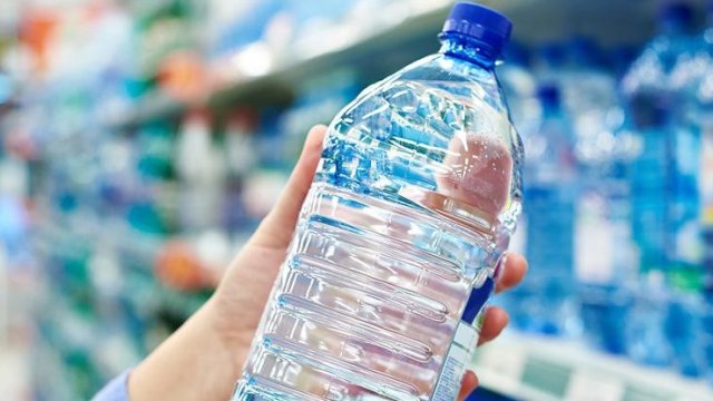 Sular kəsilən kimi, su biznesi qaynamağa başladı