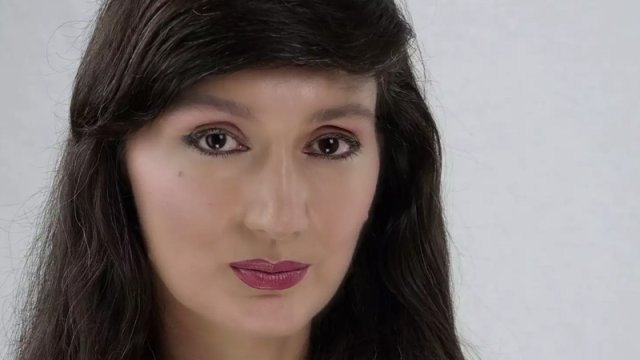 "Almaniyada Azərbaycan pasportu ilə yaşayıram" - Əzizə Mustafazadə
