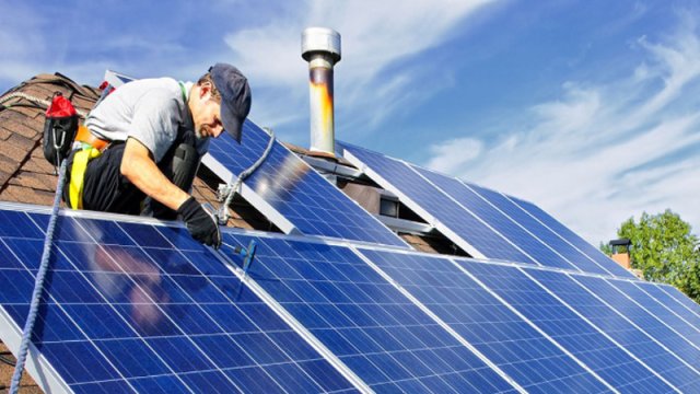 Laçında 1 milyonluq layihə: evlər günəş panelləri ilə təchiz ediləcək