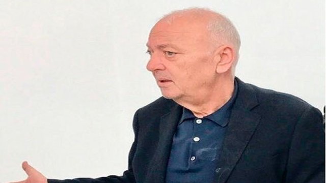 "Hoteldə qızlarla qalarkən basqın edib bizi MTN-ə aparıblar"
