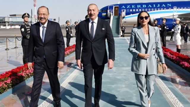 Prezident və birinci xanım Özbəkistana dövlət səfərinə yollandı - FOTO