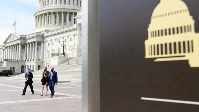Senator: "Baydenin Ukrayna ilə bağlı strategiyasını Konqreslə bölüşmür"