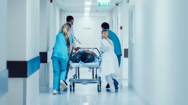 Göygöldə 4 nəfər dərmandan zəhərləndi, 9 yaşlı uşaq öldü