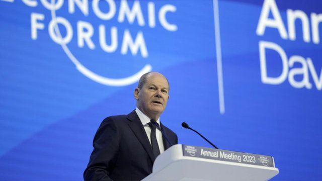 Olaf Şolts yenidən seçilmək isəyir: "Kansler olmağı sevirəm"