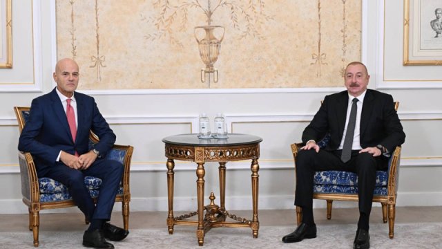 Prezident İtaliyanın "Eni S.P.A" şirkətinin baş icraçı direktoru ilə görüşdü -YENİLƏNİB