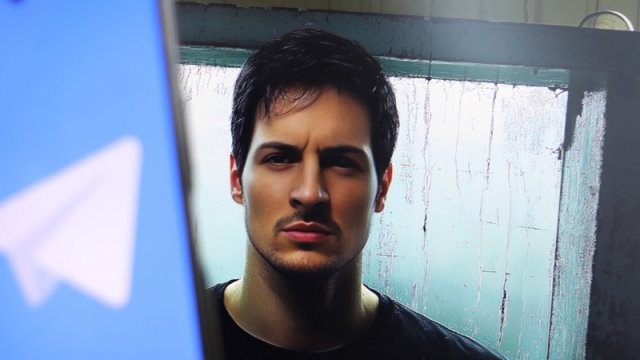 Durov Fransada məhkəmə nəzarəti şərtlərinin yumşaldılmasını tələb edə bilər