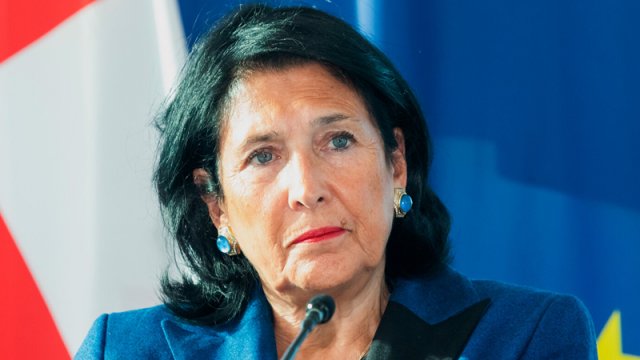 Zurabişvili ikinci müddətə prezident olmaq istəyir