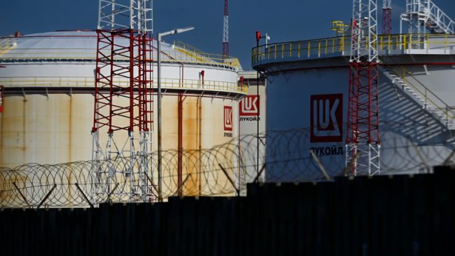 Qərb Rusiyadan yanacaq alışını artırmaqla onun ordusunu maliyyələşdirir - "Politico"