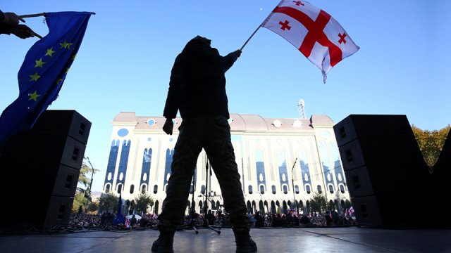 Aİ Gürcüstan hökumətinin üzvləri ilə rəsmi təmaslardan imtina edib
