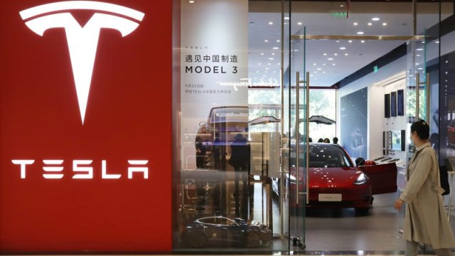 "Tesla"dan yeni rekord: 3 milyon...